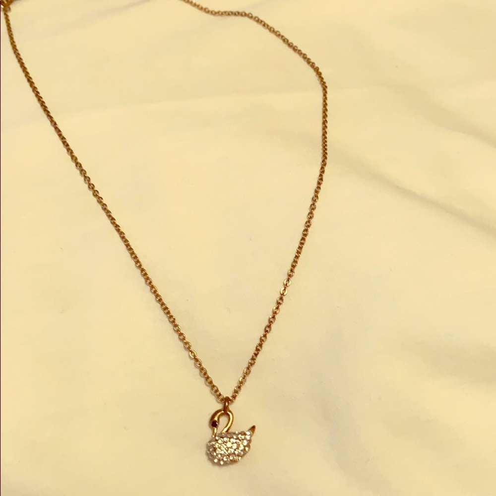 Swan diamonte pendant